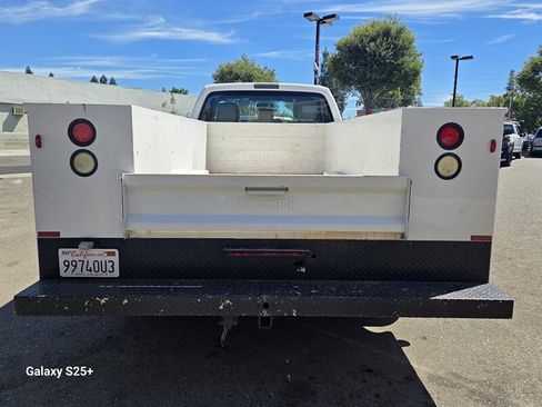 Used 2015 Ford F350 XL w/ Trailer Tow Package RWD image 4