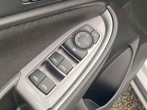 Used 2023 Chevrolet Malibu LT image 15