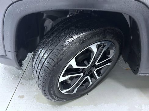 Used 2024 Jeep Compass Limited image 23