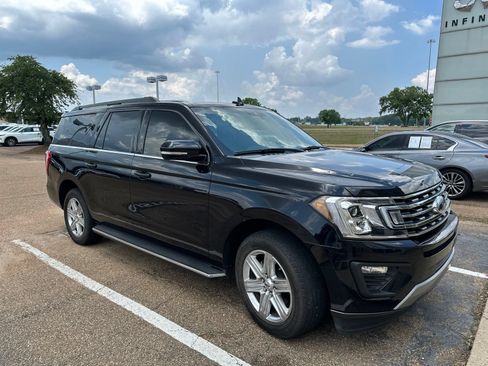 Used 2019 Ford Expedition Max XLT w/ Equipment Group 202A RWD image 4