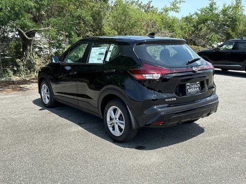 New 2025 Nissan Kicks Play S image 6