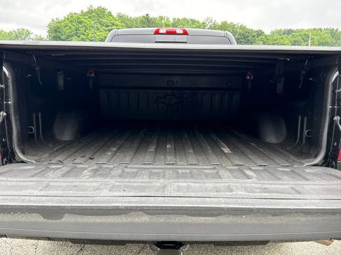 Used 2018 Chevrolet Silverado 1500 LTZ Z71 AWD/4WD image 26