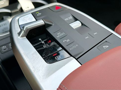 New 2026 BMW X1 xDrive28i w/ Convenience Package image 14