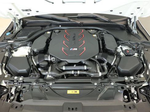 Used 2026 BMW M5 w/ Carbon Package AWD/4WD image 9