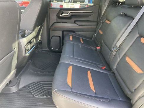 Used 2022 GMC Sierra 1500 AT4 w/ AT4 Premium Package image 22