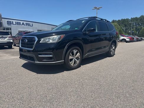 Used 2019 Subaru Ascent Premium w/ Popular Package #3 AWD/4WD image 2