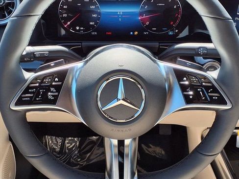 New 2026 Mercedes-Benz GLA 250 GLA 250 image 8