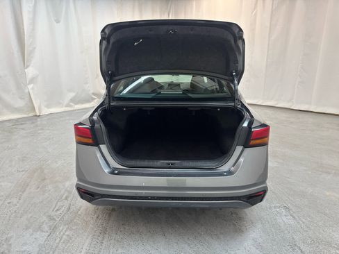 Used 2023 Nissan Altima 2.5 SV image 5