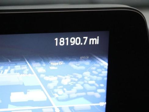 Used 2025 Ford Expedition Active RWD image 33