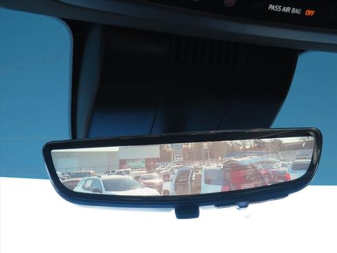 Used 2025 Chevrolet Silverado 2500 LTZ w/ LTZ Plus Package image 12