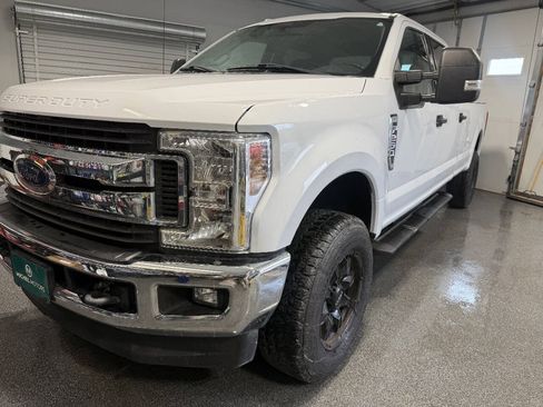 Used 2019 Ford F250 XLT w/ XLT Value Package AWD/4WD image 1