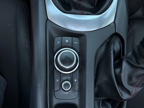 Used 2017 MAZDA MX-5 Miata RF Club image 21