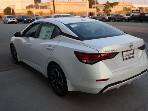 New 2025 Nissan Sentra SV image 6