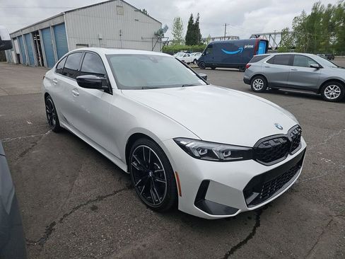 Used 2023 BMW M340i xDrive w/ Premium Package AWD/4WD image 3