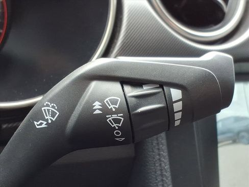 Used 2021 Ford Mustang Shelby GT500 w/ Technology Package image 22