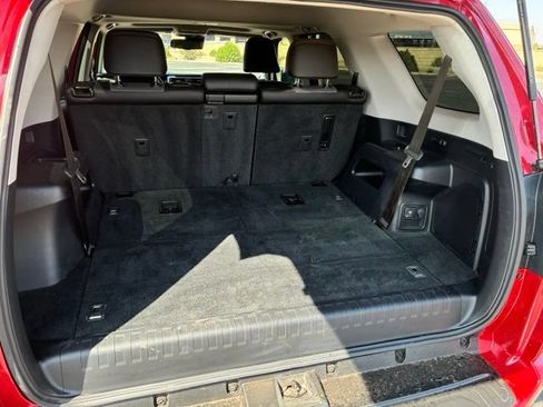 Used 2022 Toyota 4Runner SR5 Premium w/ Moonroof Package RWD image 18