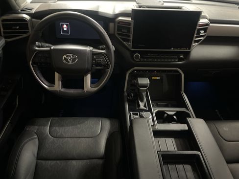 Used 2024 Toyota Tundra Limited image 30