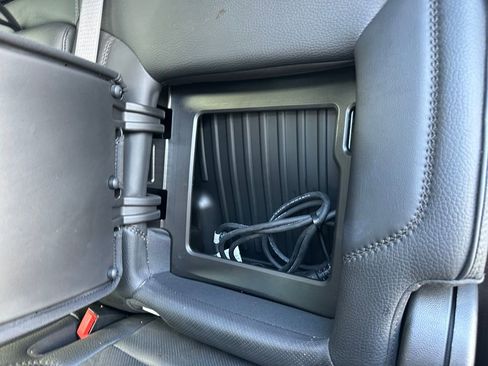 Used 2024 GMC Sierra 2500 Denali w/ Denali Reserve Package image 40