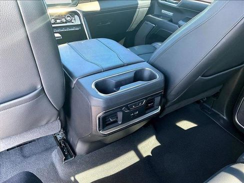 Used 2023 GMC Sierra 1500 Denali w/ Denali Reserve Package image 23