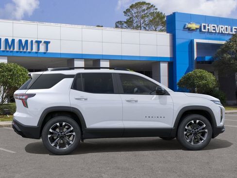 New 2026 Chevrolet Equinox RS w/ Convenience Package III FWD image 5