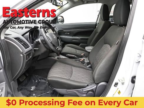 Used 2023 Mitsubishi Outlander Sport LE AWD/4WD image 14
