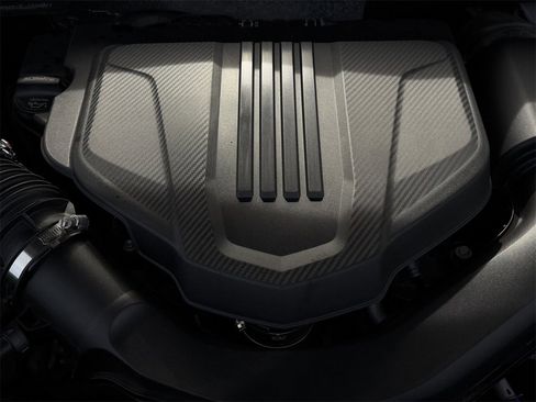 Certified 2025 Buick Enclave Preferred image 33