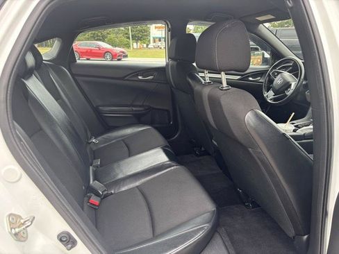 Used 2019 Honda Civic Sport image 15