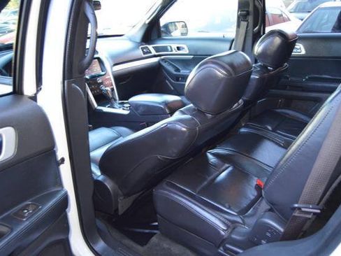 Used 2013 Ford Explorer XLT AWD/4WD image 48