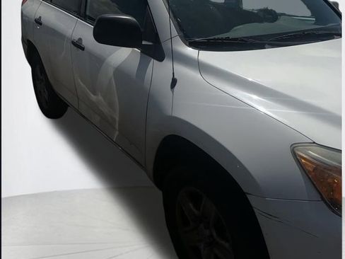 Used 2008 Toyota RAV4 4WD V6 image 9