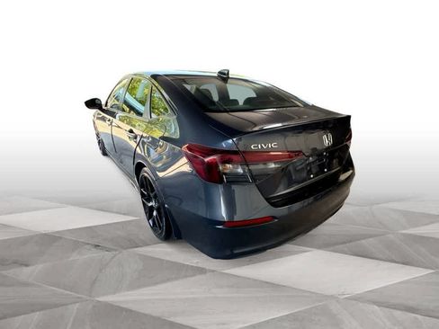 Used 2025 Honda Civic Sport image 6