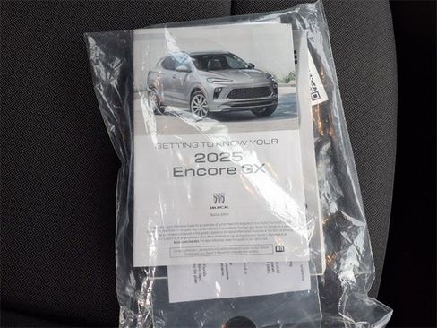 Used 2025 Buick Encore GX Preferred image 84