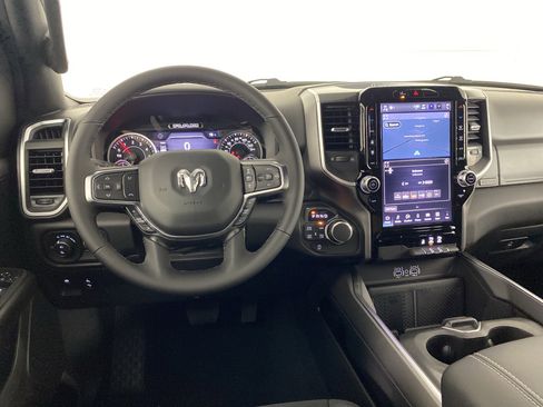 New 2026 RAM 1500 Big Horn AWD/4WD image 17