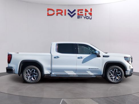 New 2026 GMC Sierra 1500 SLT w/ SLT Premium Plus Package image 7