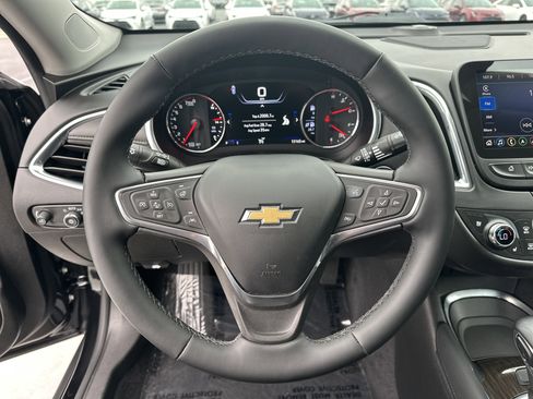 Used 2023 Chevrolet Malibu LT image 18