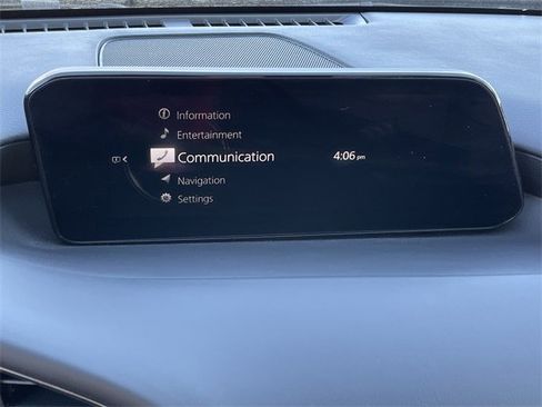 Used 2019 MAZDA MAZDA3 Hatchback w/ Premium Package image 17