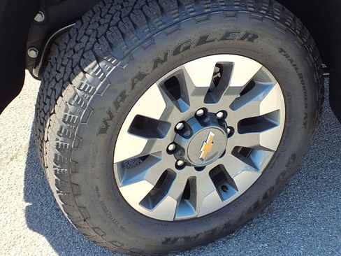 New 2026 Chevrolet Silverado 2500 Custom w/ Custom Convenience Package image 34