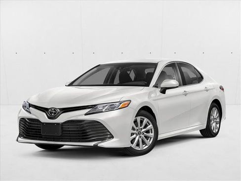 Used 2020 Toyota Camry LE FWD image 1