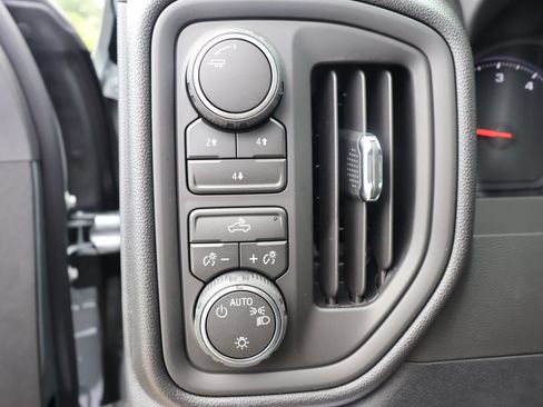 New 2026 Chevrolet Silverado 2500 W/T AWD/4WD image 12