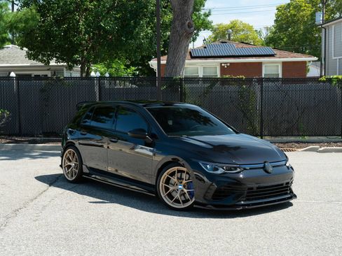 Used 2024 Volkswagen Golf R AWD/4WD image 36