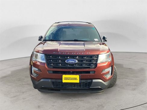 Used 2016 Ford Explorer Sport w/ Equipment Group 401A image 4