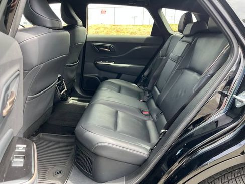 Used 2025 Toyota Crown Signia AWD/4WD image 13
