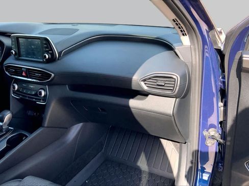 Used 2019 Hyundai Santa Fe SE FWD image 18
