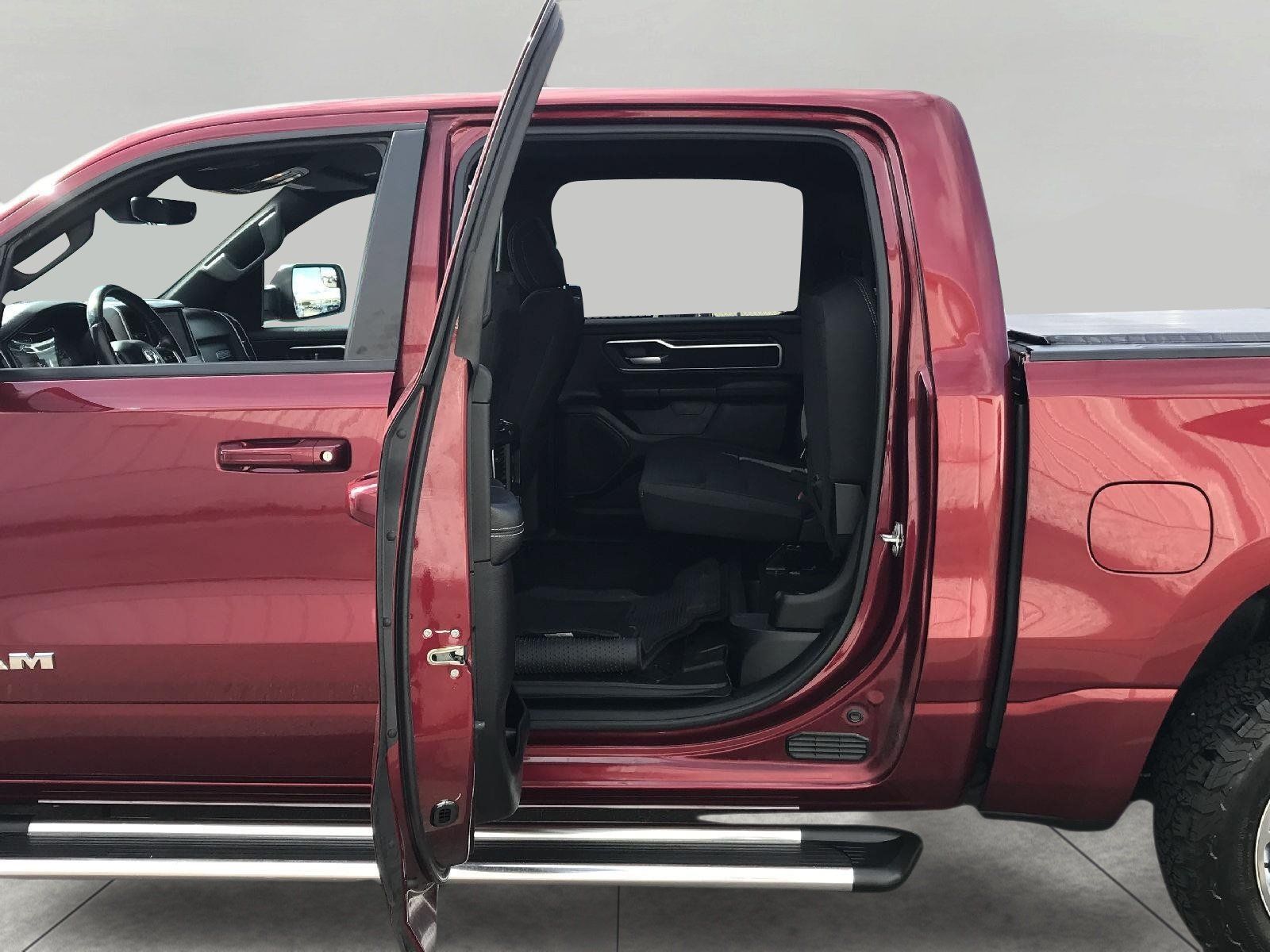Used 2019 RAM 1500 Big Horn AWD/4WD image 22