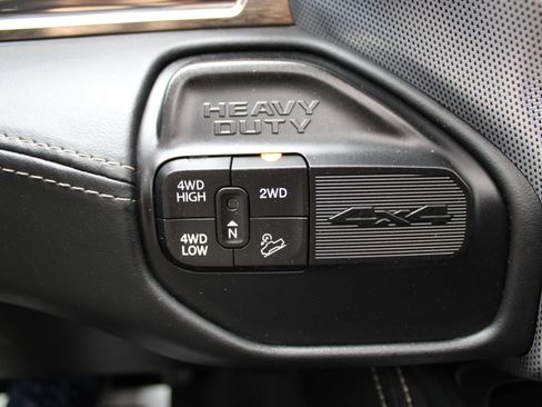 Used 2021 RAM 2500 Limited AWD/4WD image 28