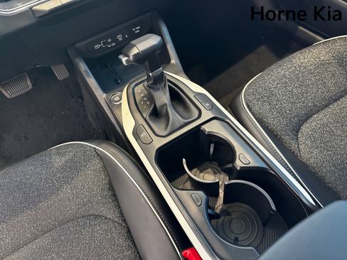 New 2025 Kia K4 GT-Line image 14