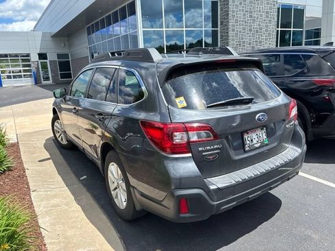 Used 2019 Subaru Outback 2.5i Premium AWD/4WD image 9