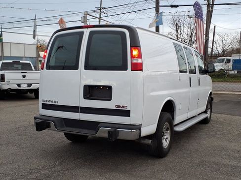 Used 2023 GMC Savana 2500 w/ Driver Convenience Package image 7