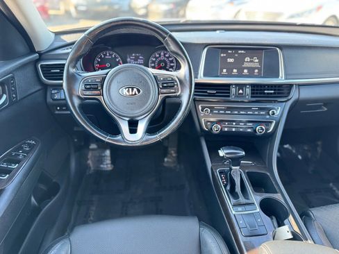 Used 2018 Kia Optima EX image 14