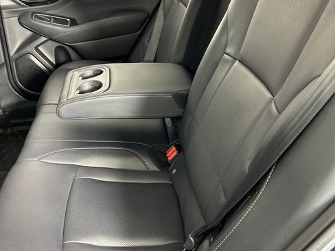 Used 2022 Subaru Outback Limited image 16