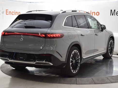 New 2026 Mercedes-Benz EQS 550 4MATIC SUV image 10